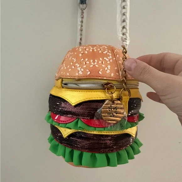 NWOT Betsey Johnson Kitsch Nice Buns Cheeseburger Crossbody - Picture 4 of 14